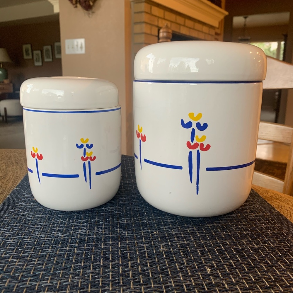Riva Designs Tulip kitchen jars